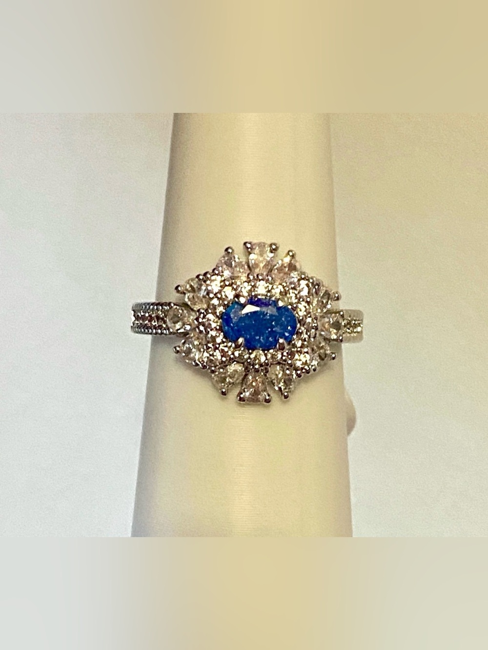 Bomb Party 2026 Ice Crystal Ring